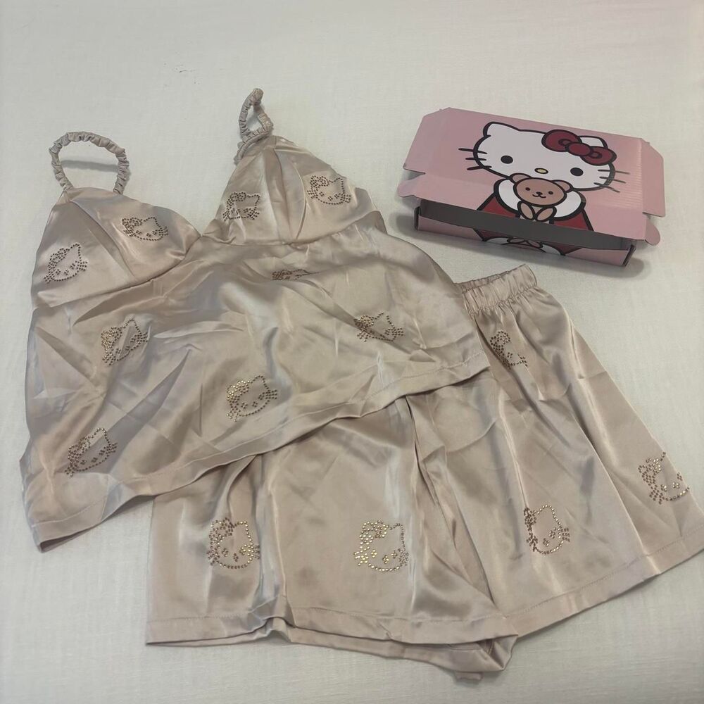 American-vintage Women's Cream and Pink Pajamas